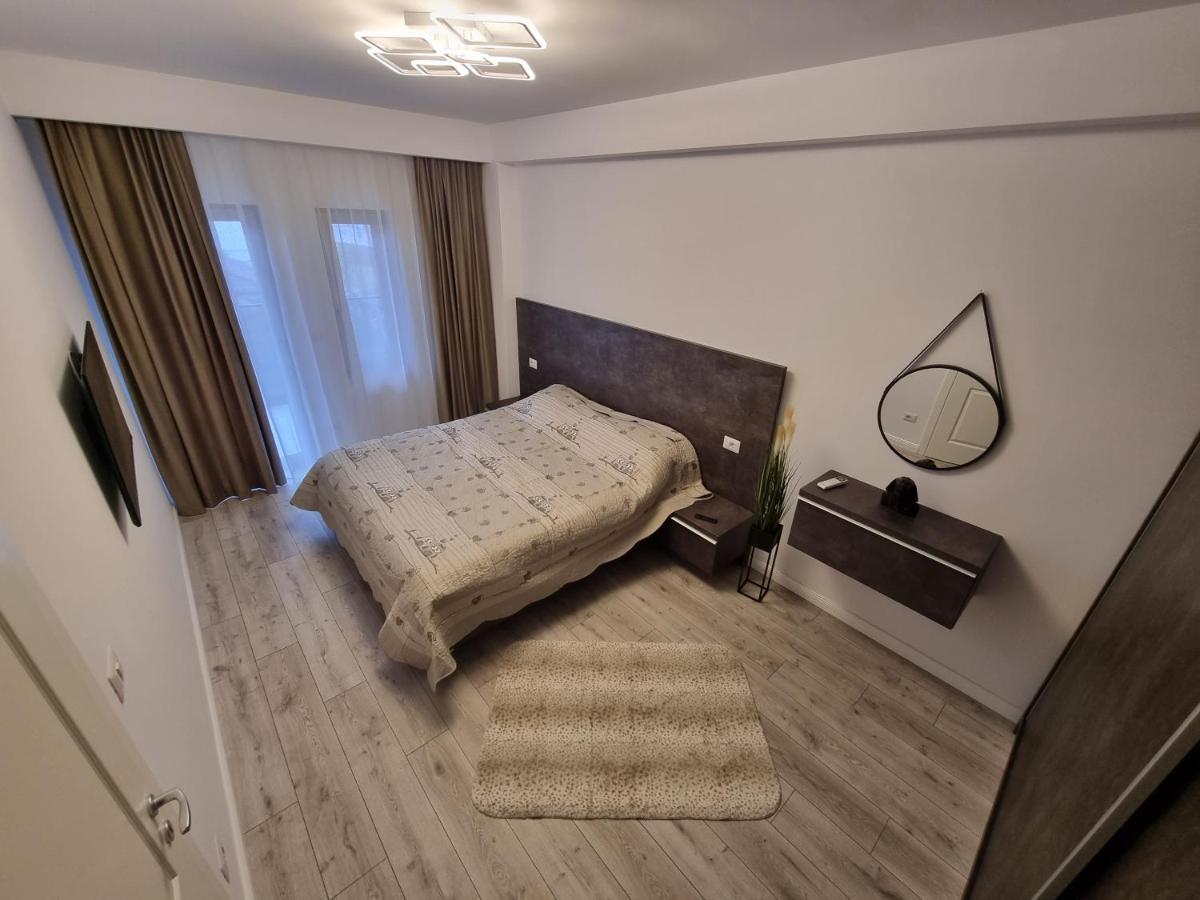 Apartament Mihai Cassas Residence Craiova Esterno foto