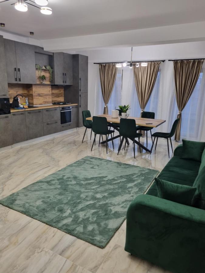 Apartament Mihai Cassas Residence Craiova Esterno foto