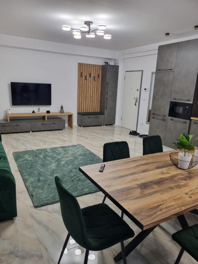 Apartament Mihai Cassas Residence Craiova Esterno foto